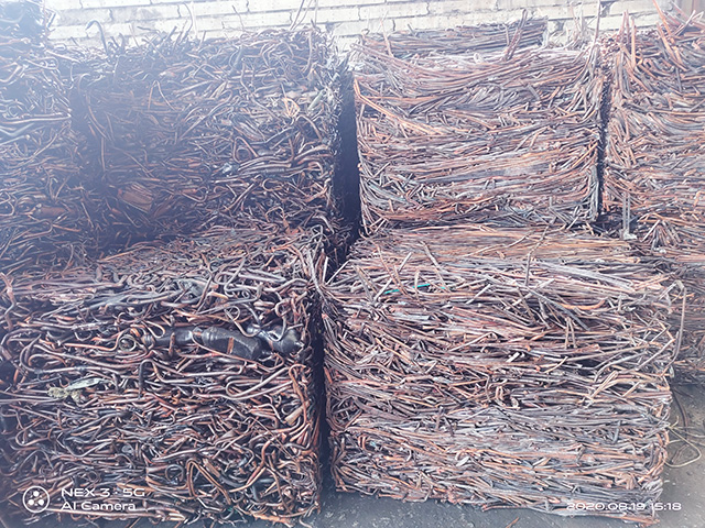 �U�f���Y����